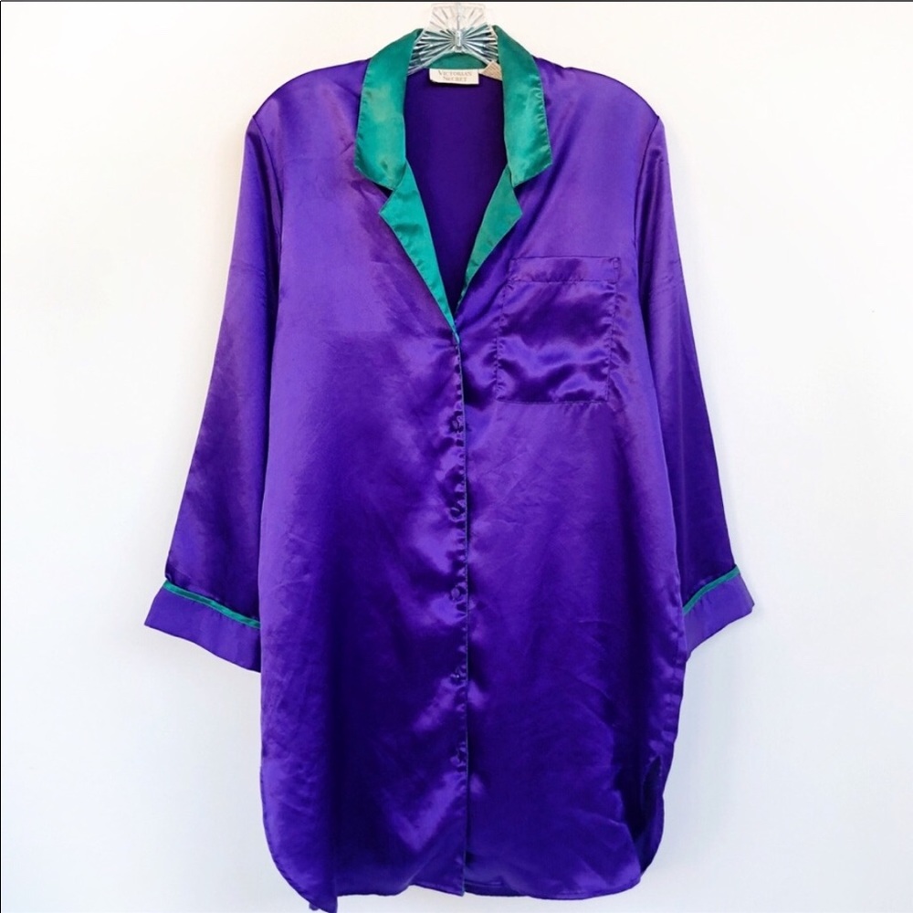 90’s Vintage Victoria’s Secret Silky Chemise